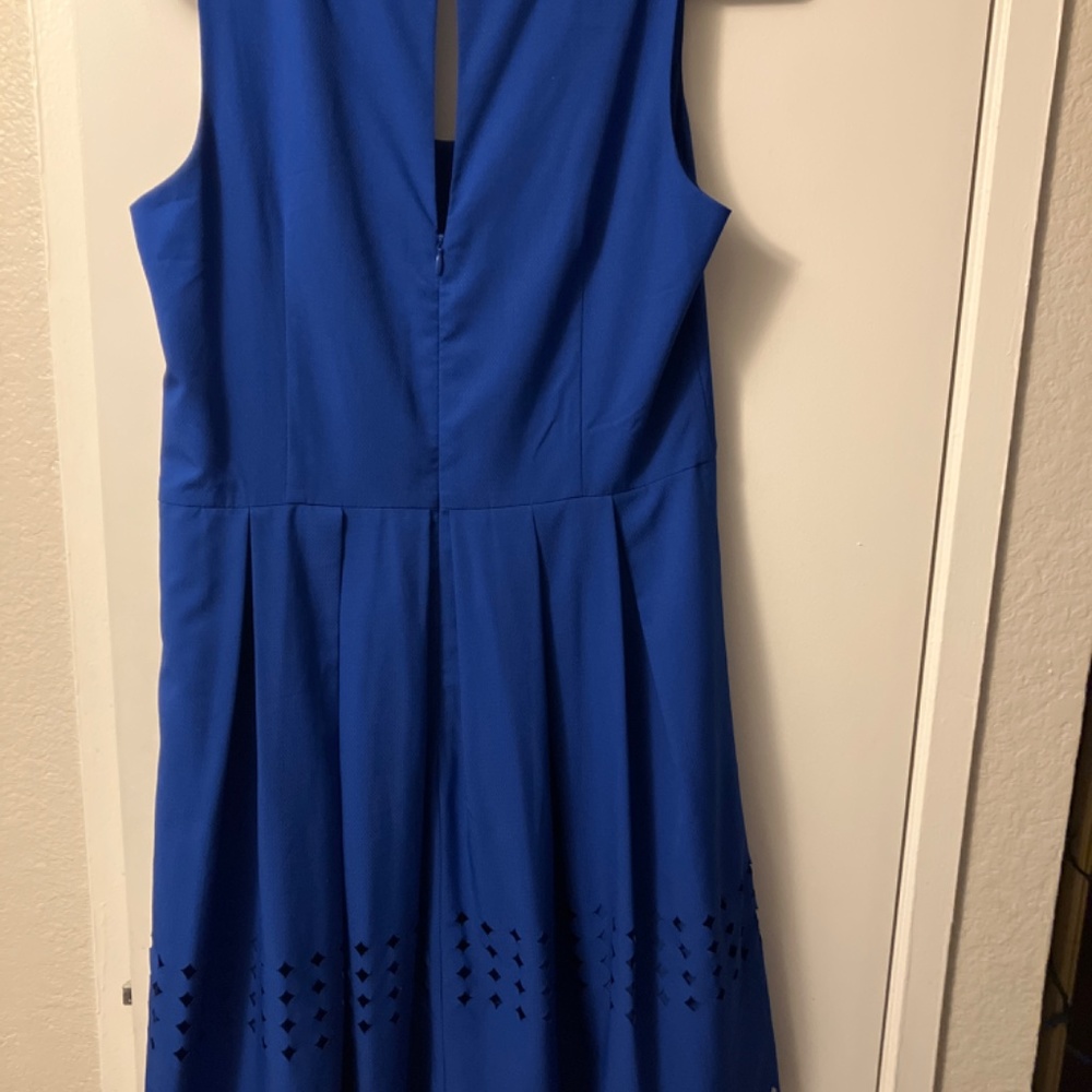 BLUE DRESS - Picture 4 of 4